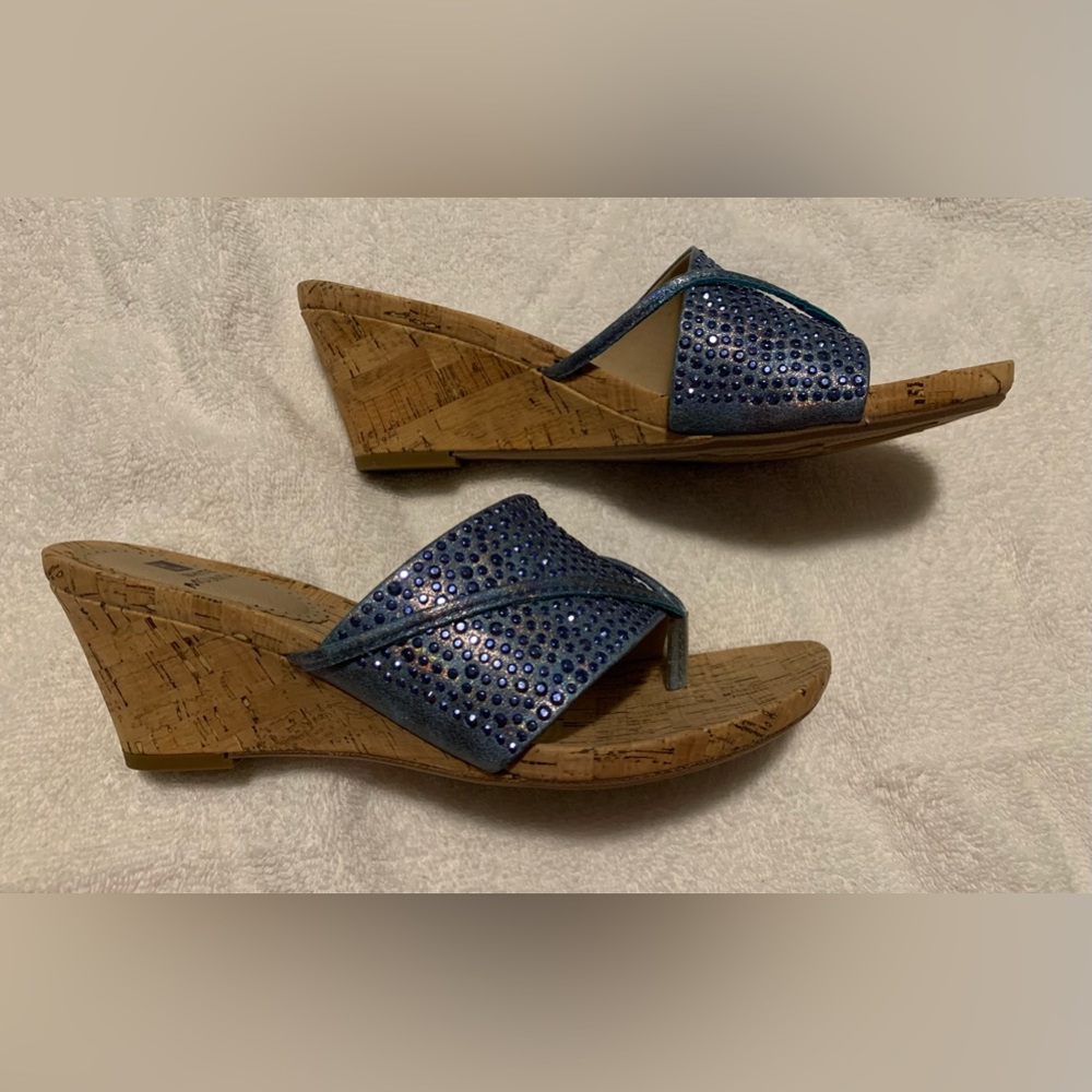 #S513 - White Mountain Blue Glitter & Cork Wrapped Thong Wedge Sandals SIZE 7.5M - Picture 6 of 16